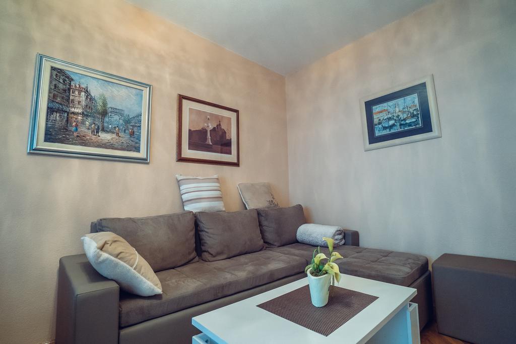 Ivica Apartments Імотскі Екстер'єр фото