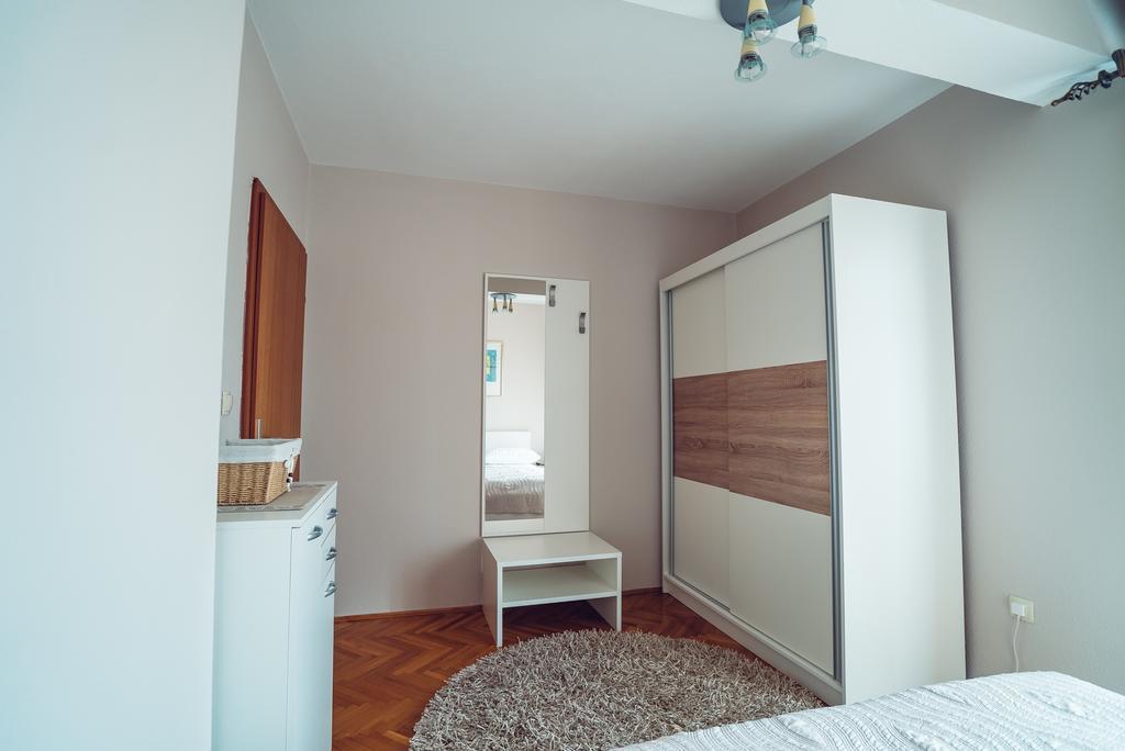 Ivica Apartments Імотскі Екстер'єр фото